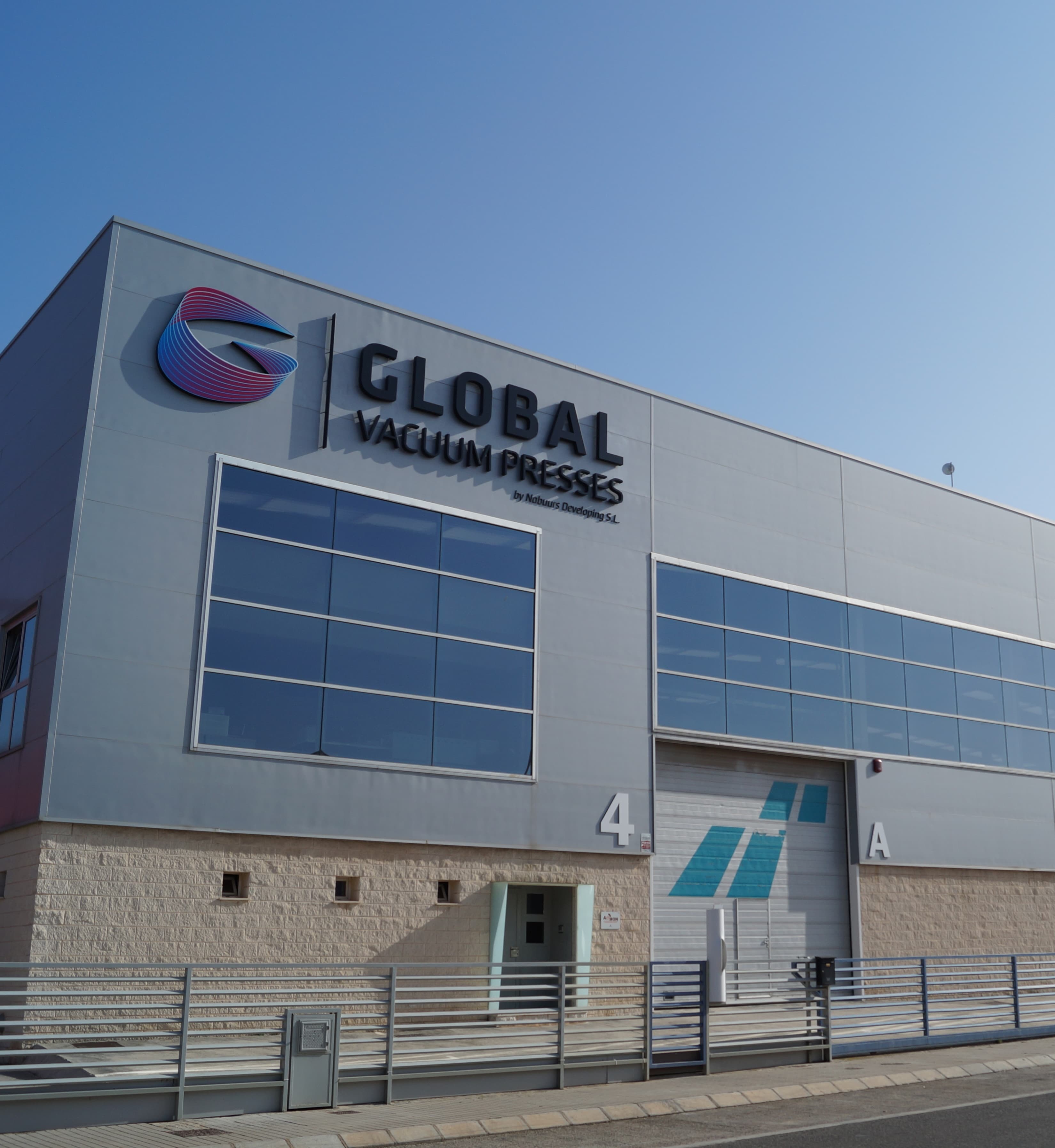 Instalaciones de producción de Global Vacuum Presses en España